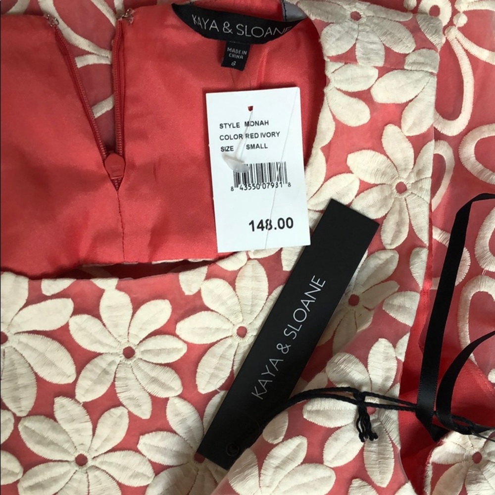 Fit and Flare Floral Dress Kaya and Sloane NWT SM - Picture 7 of 8